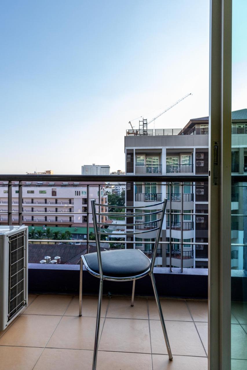 Eastiny Residence Hotel Паттая Екстер'єр фото